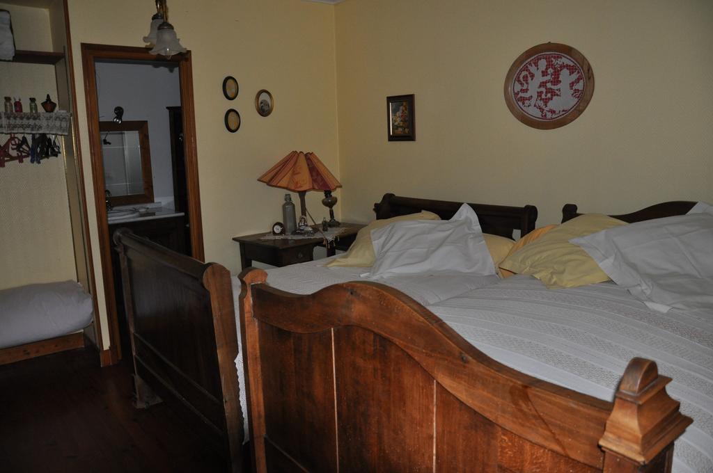 A L'Antan - La Ferme D'Octave Bed & Breakfast Saint-Hilaire-de-Villefranche Room photo