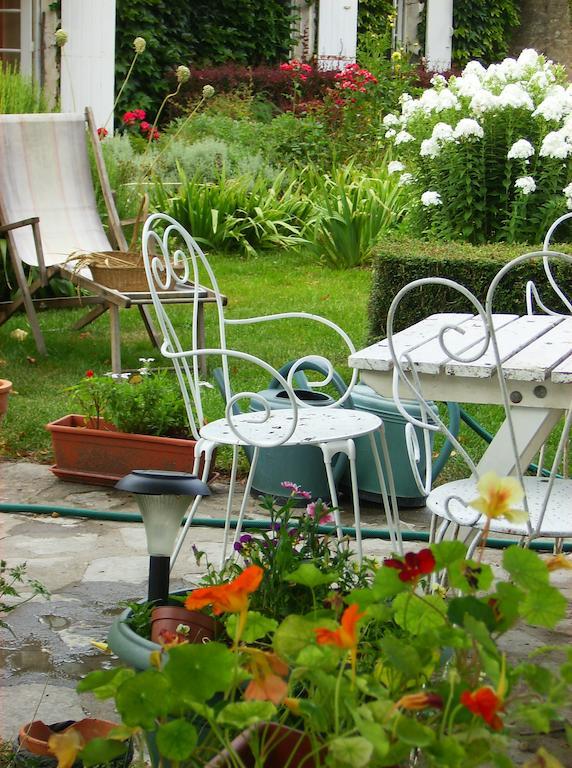 A L'Antan - La Ferme D'Octave Bed & Breakfast Saint-Hilaire-de-Villefranche Exterior photo