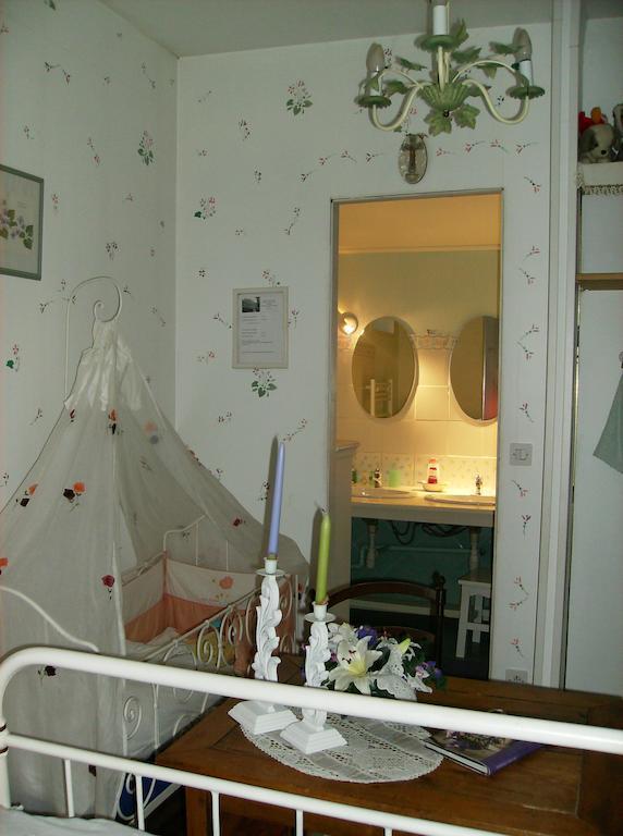 A L'Antan - La Ferme D'Octave Bed & Breakfast Saint-Hilaire-de-Villefranche Room photo